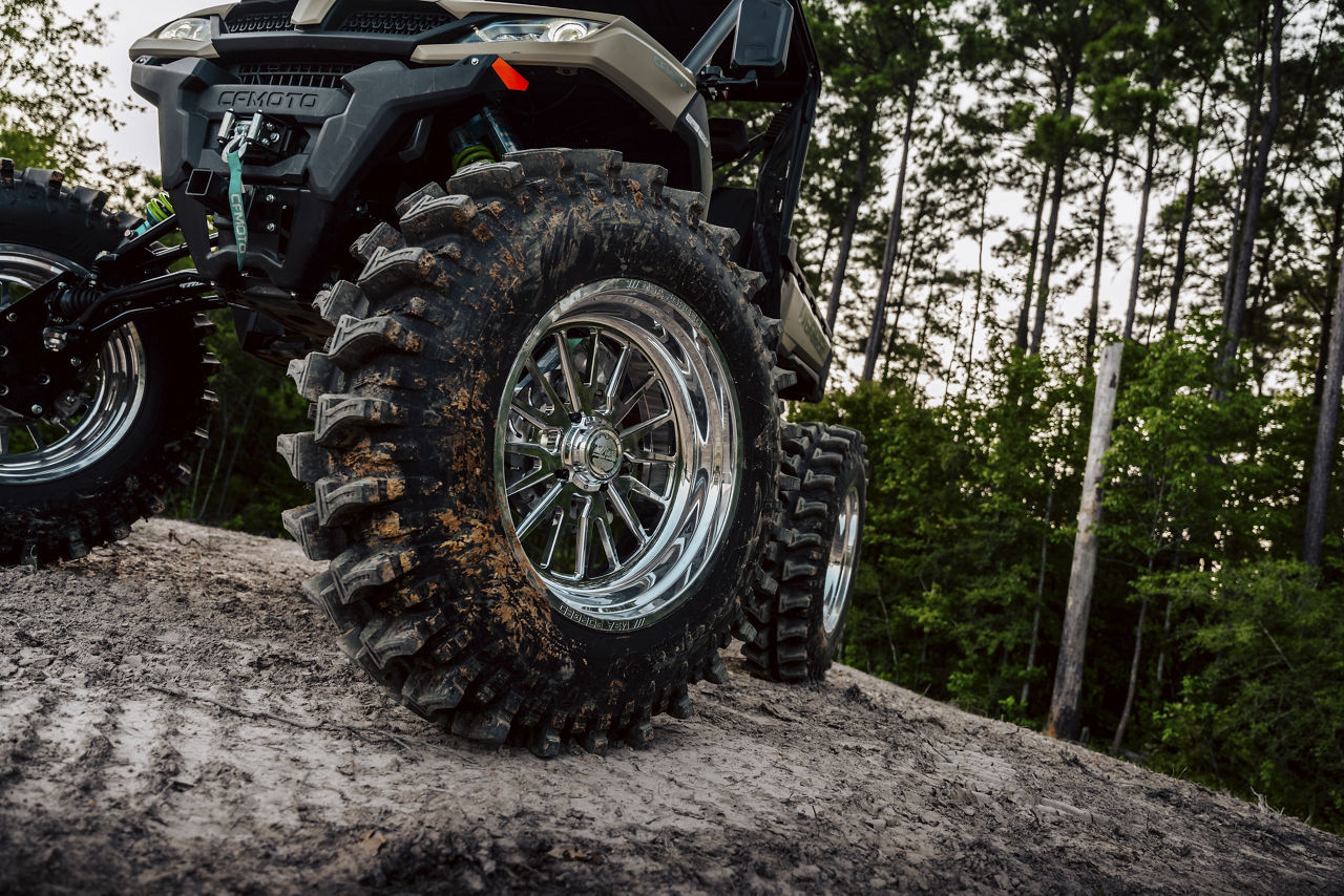 2024 CF Moto UForce 1000 - KMC UTV BREAKOUT FORGED - Polished